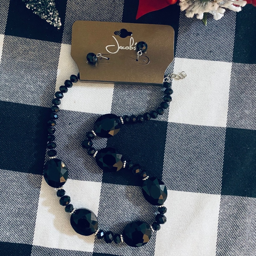 New Jacob's Beaded Necklace and Earrings Jewelry